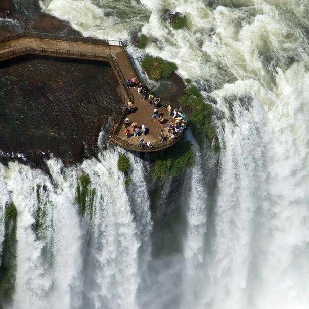 Смотровая площадка на водопаде Игуасу